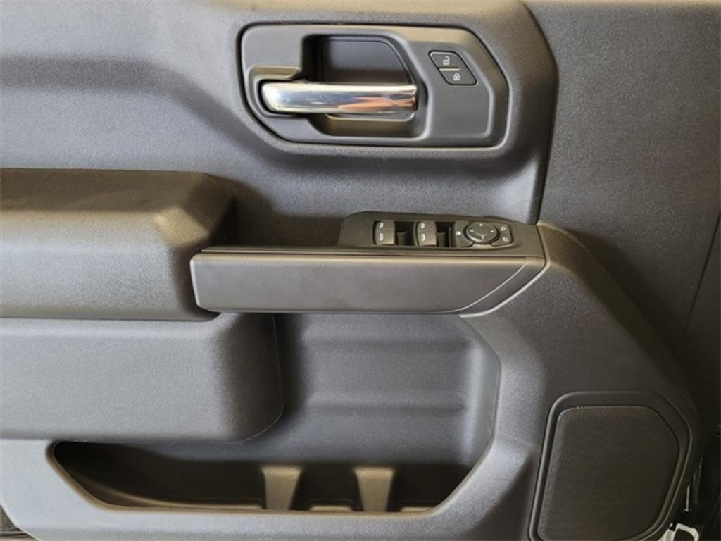2023 Chevrolet Silverado - $42,500