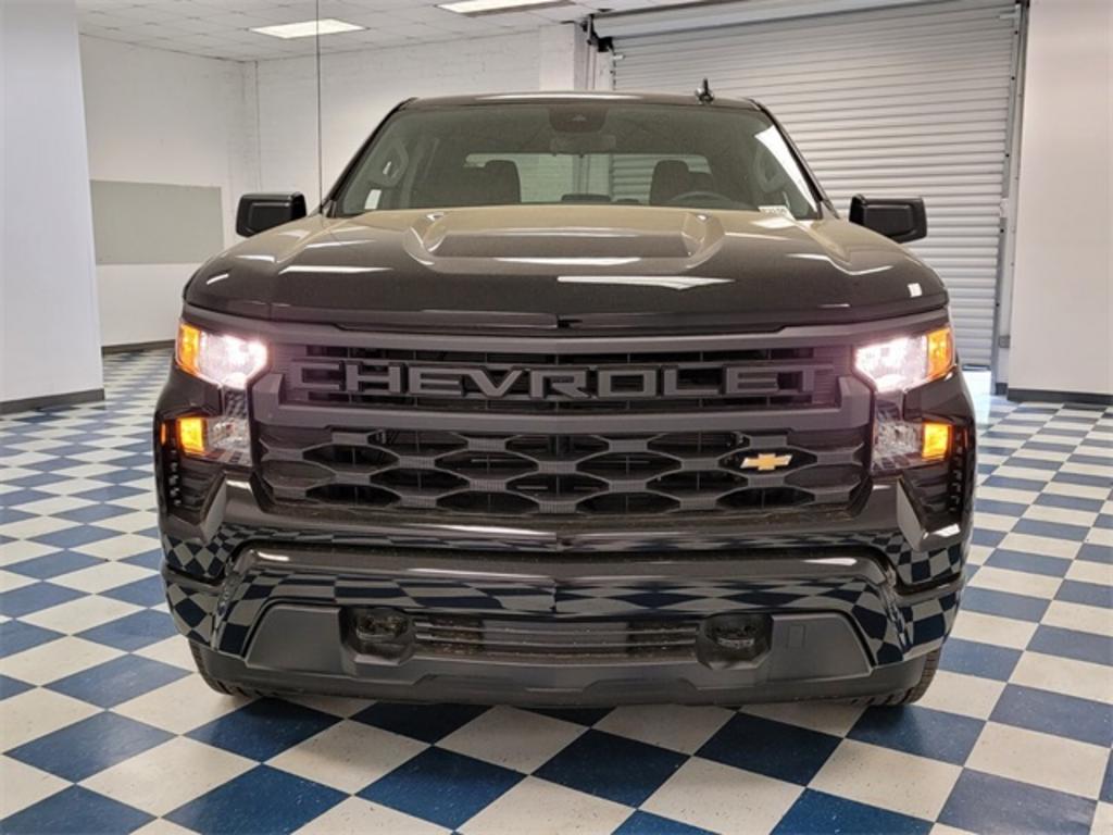2023 Chevrolet Silverado - $42,500