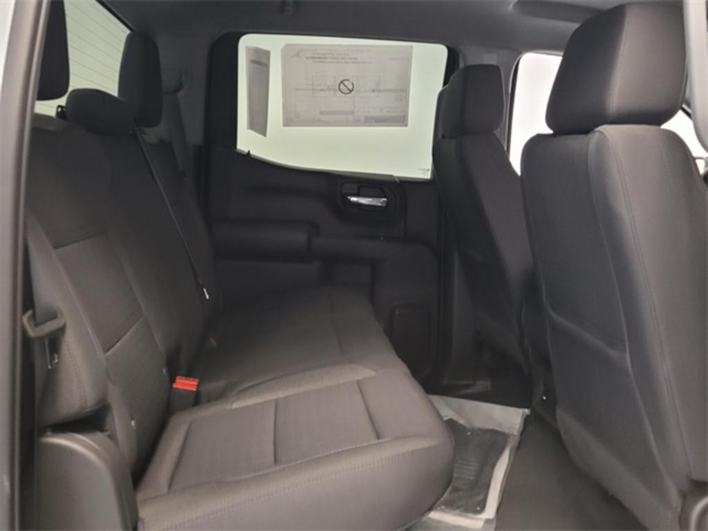 2023 Chevrolet Silverado - $42,034