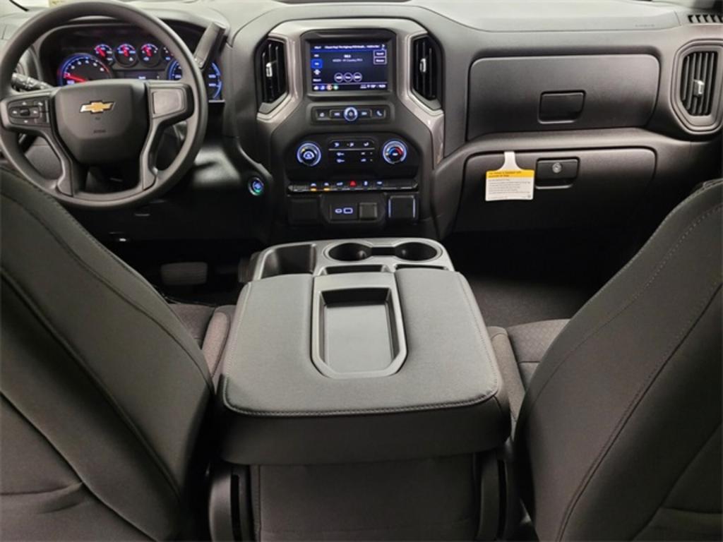 2023 Chevrolet Silverado - $42,034