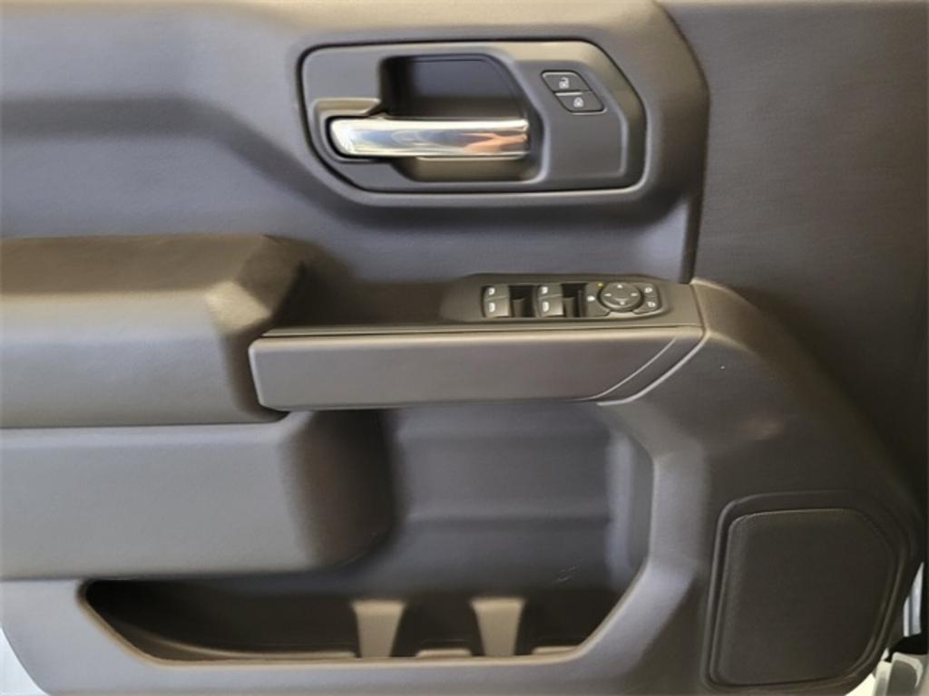 2023 Chevrolet Silverado - $42,034