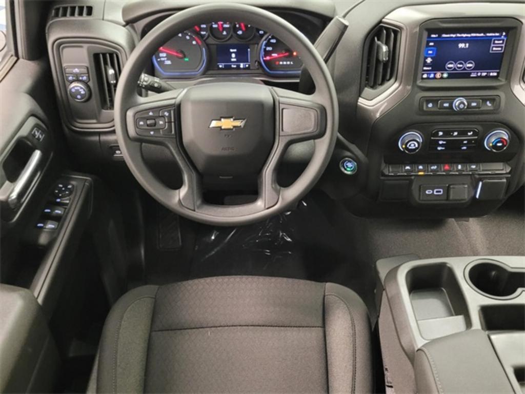 2023 Chevrolet Silverado - $42,034