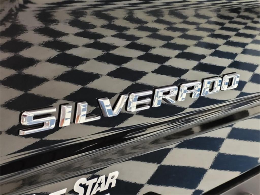 2023 Chevrolet Silverado - $42,034