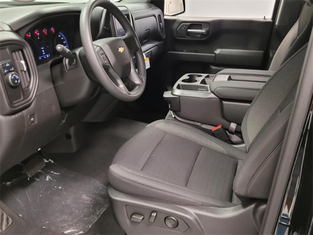 2023 Chevrolet Silverado - $42,034