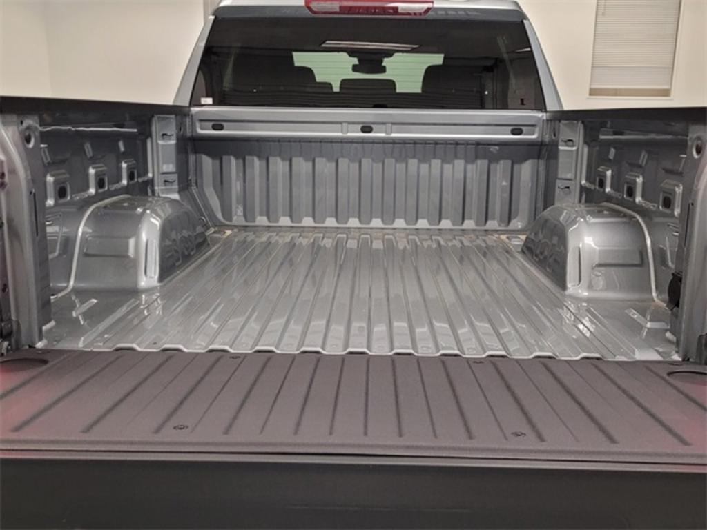 2023 Chevrolet Silverado 1500 - $45,445