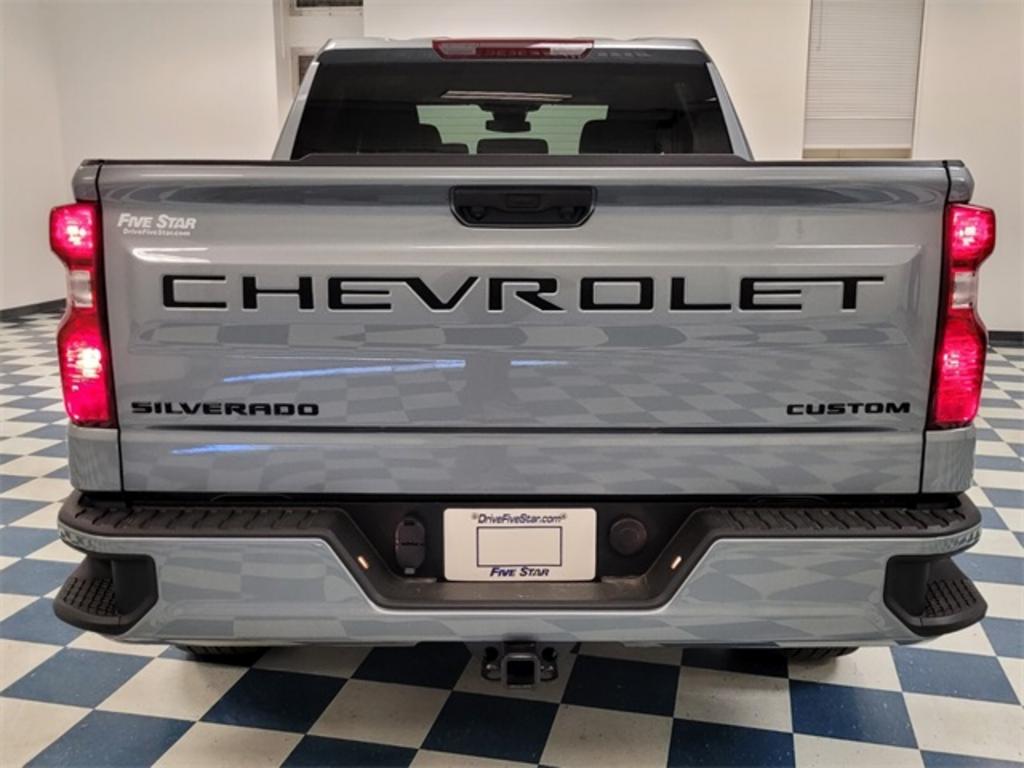 2023 Chevrolet Silverado 1500 - $45,445