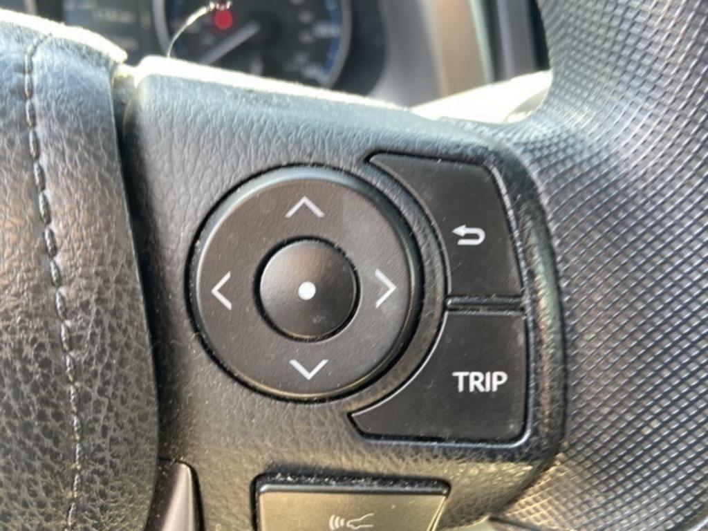 2017 Toyota RAV4 LE photo