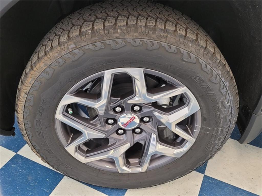2023 GMC Sierra - $60,227