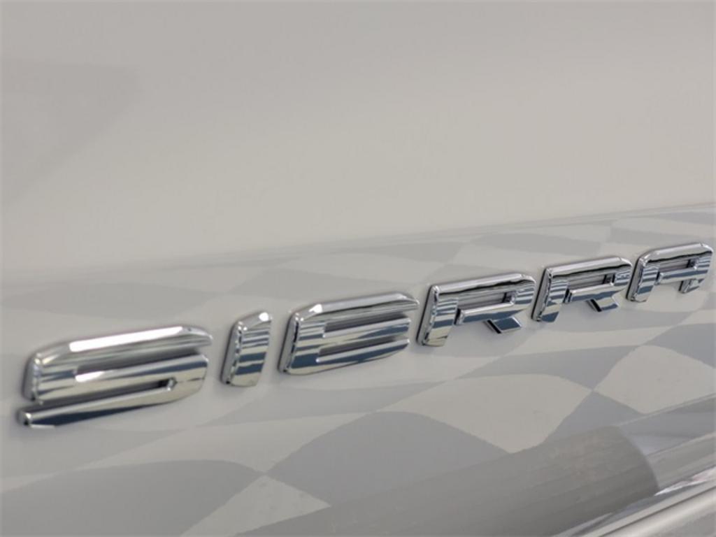 2023 GMC Sierra - $60,227