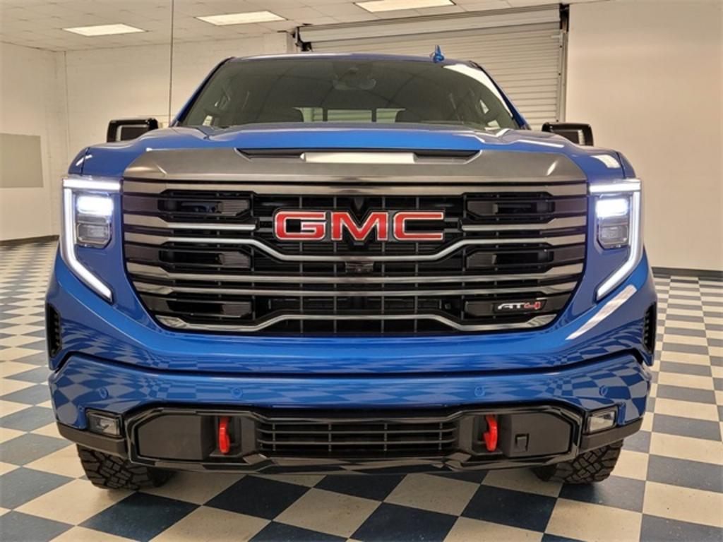 2023 GMC Sierra 1500 - $70,152