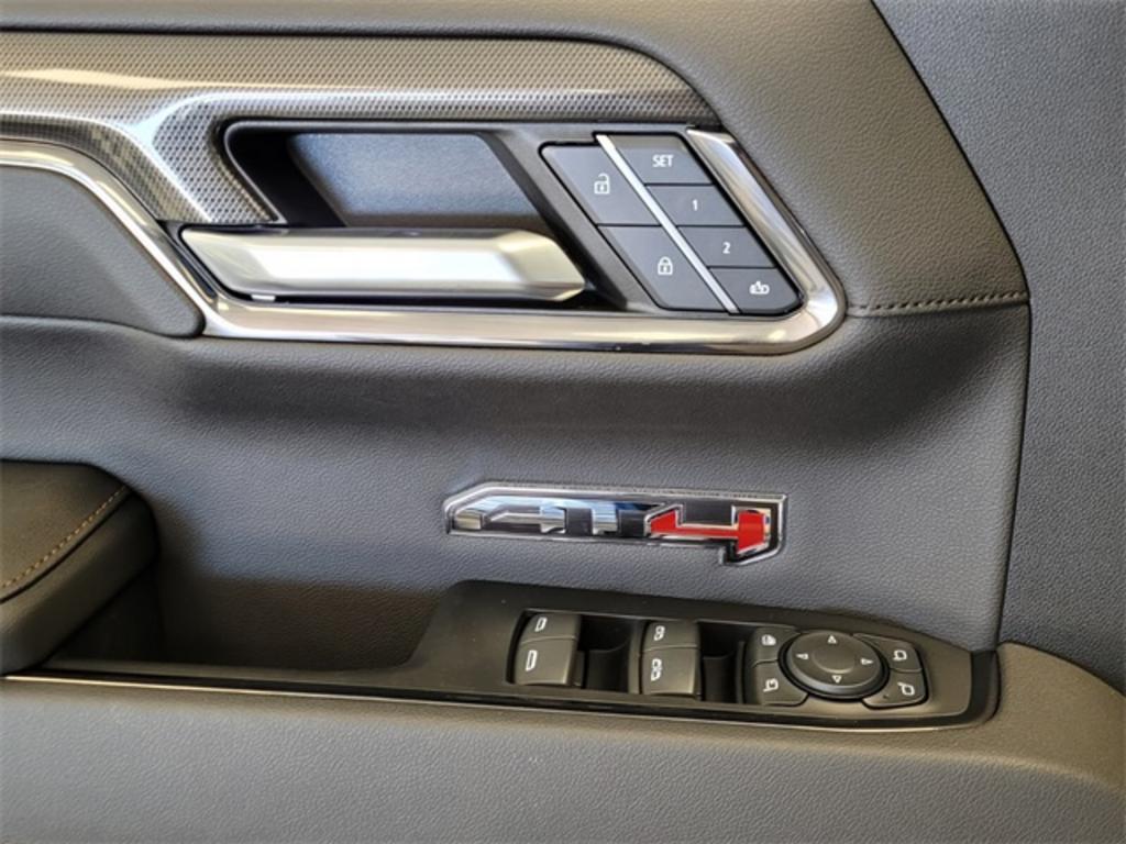 2023 GMC Sierra 1500 - $70,152
