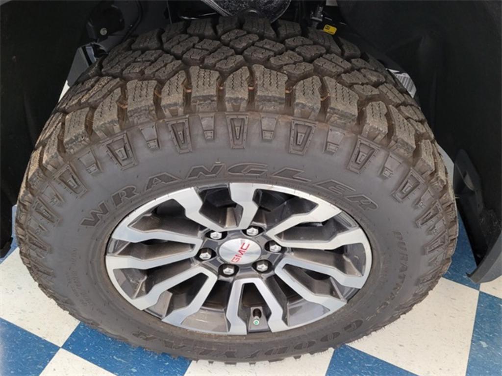 2023 GMC Sierra 1500 - $70,152