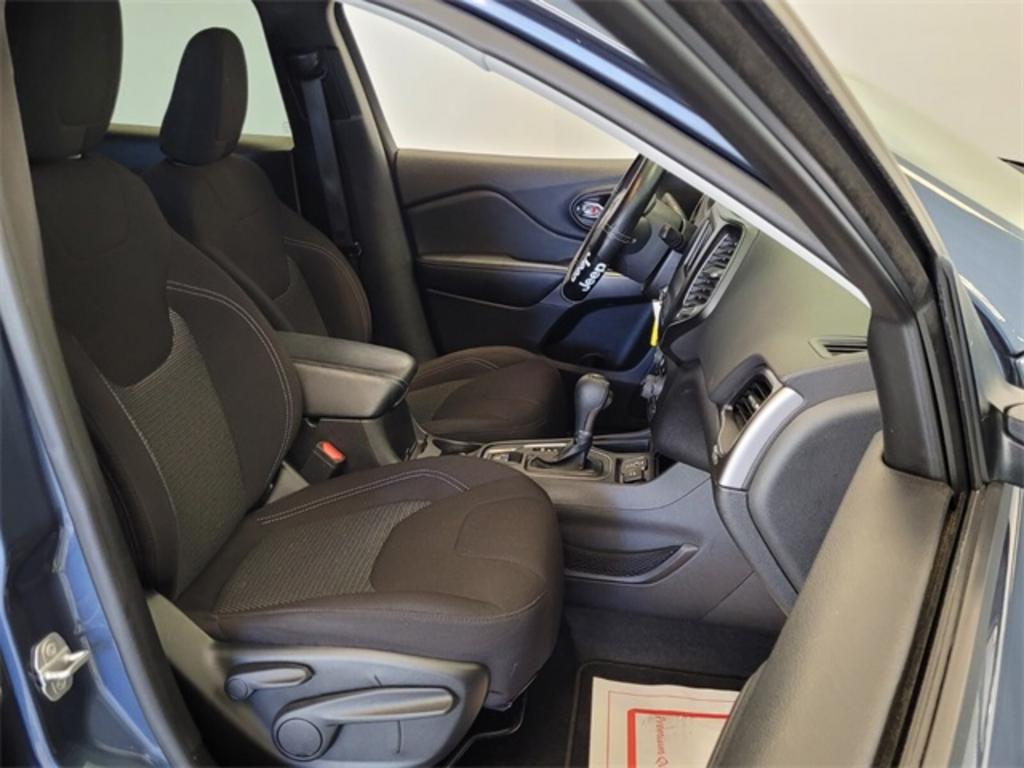 2021 Jeep Cherokee - $24,000