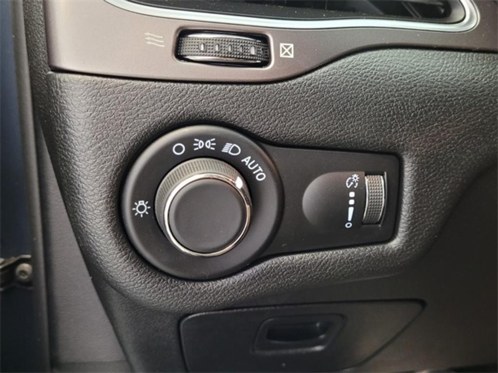 2021 Jeep Cherokee - $24,000