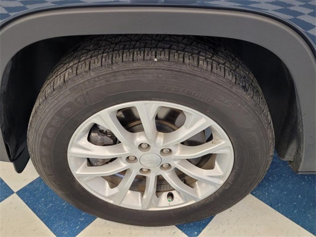 2021 Jeep Cherokee - $24,000