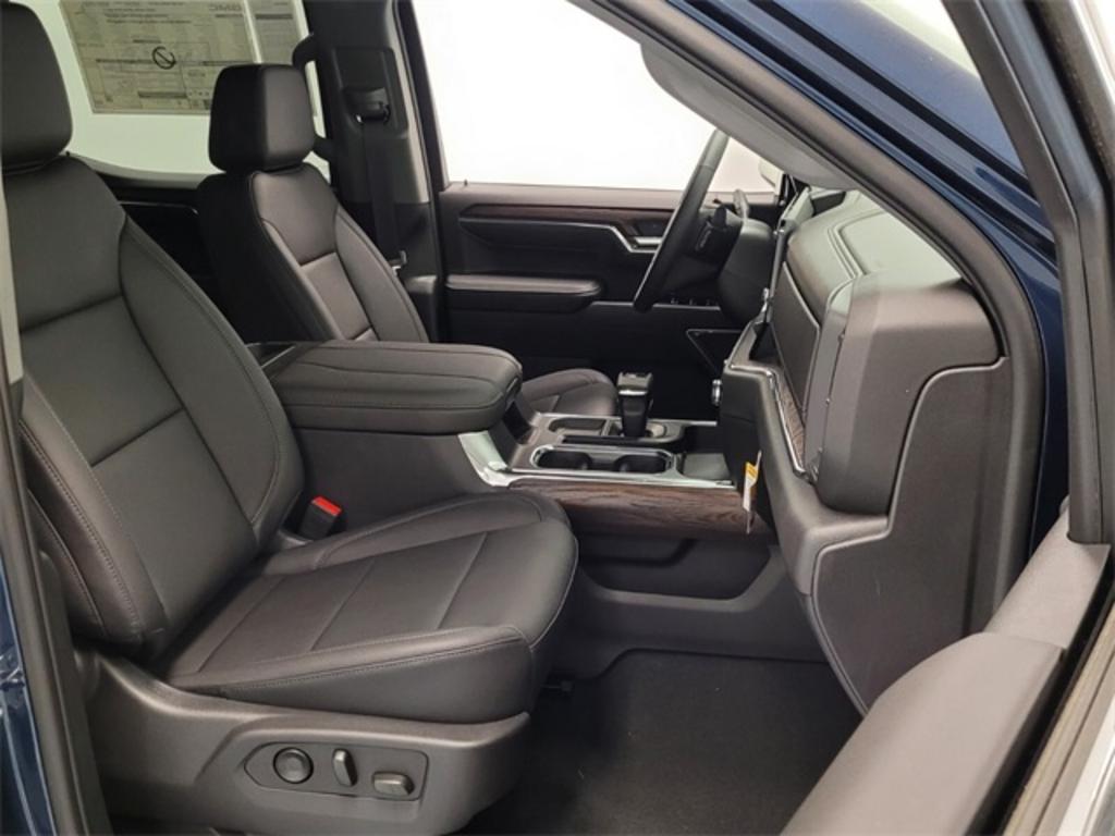 2023 GMC Sierra 1500 - $65,393