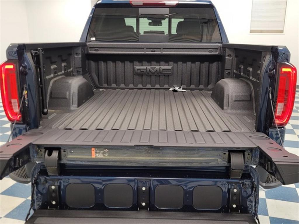 2023 GMC Sierra 1500 - $65,393