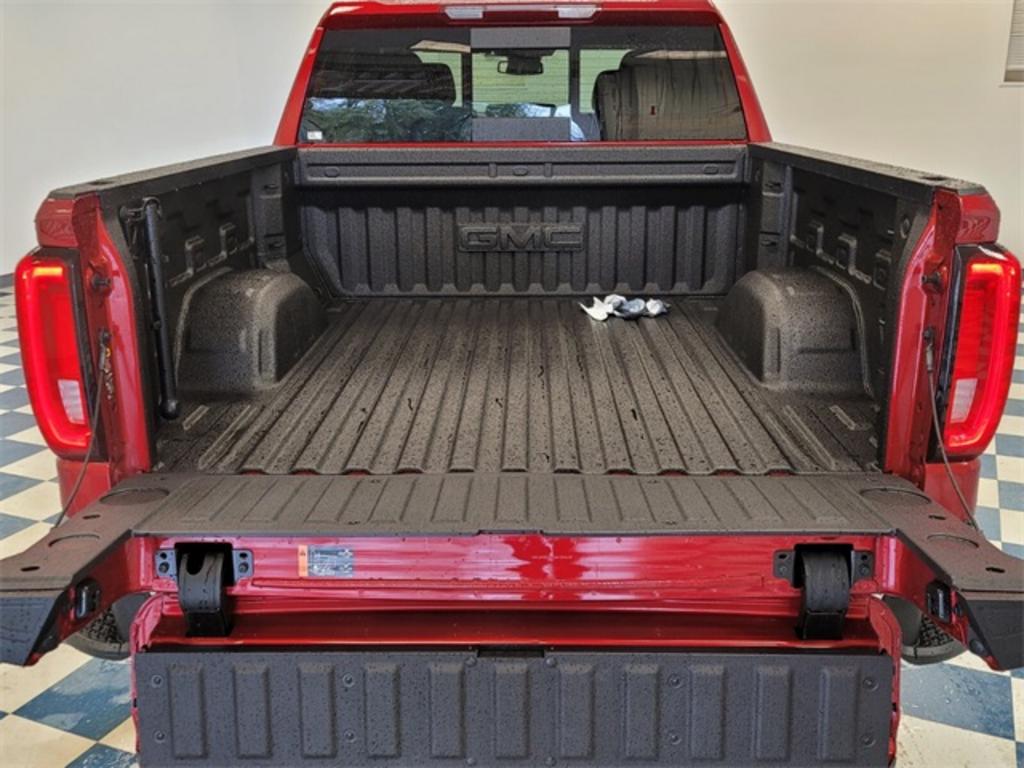 2023 GMC Sierra - $65,536