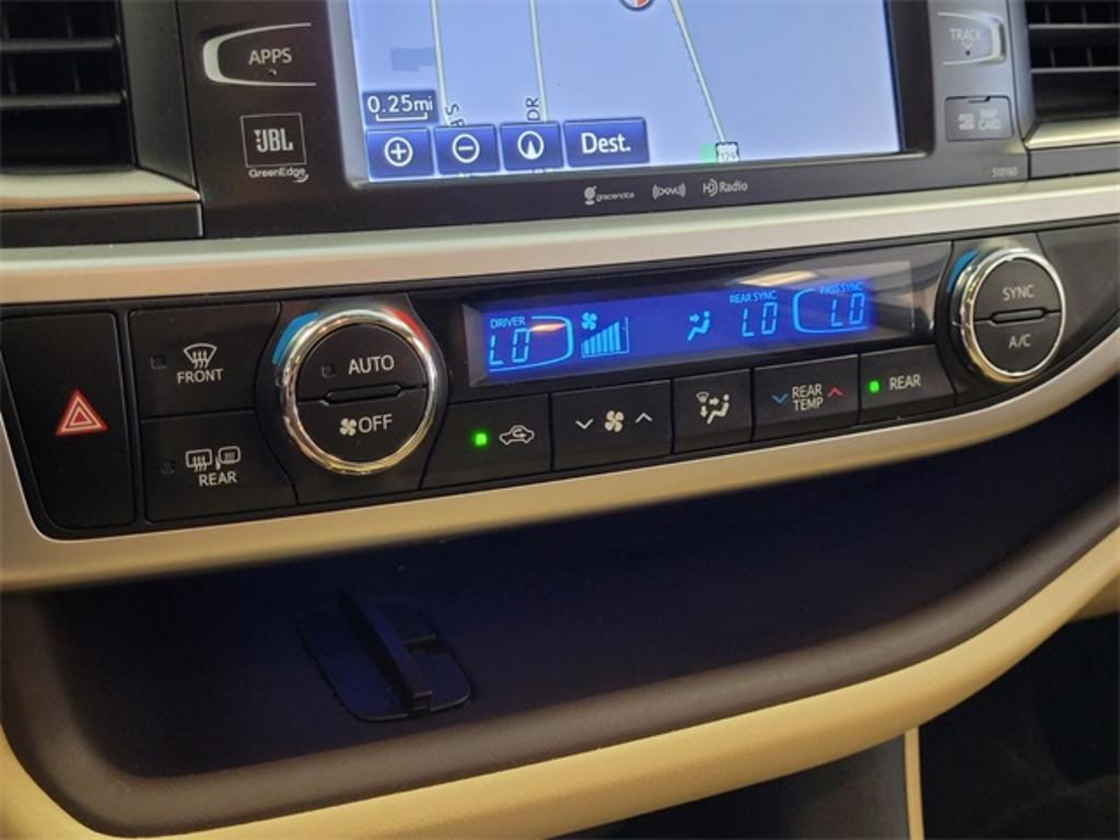 2016 Toyota Highlander - $30,000