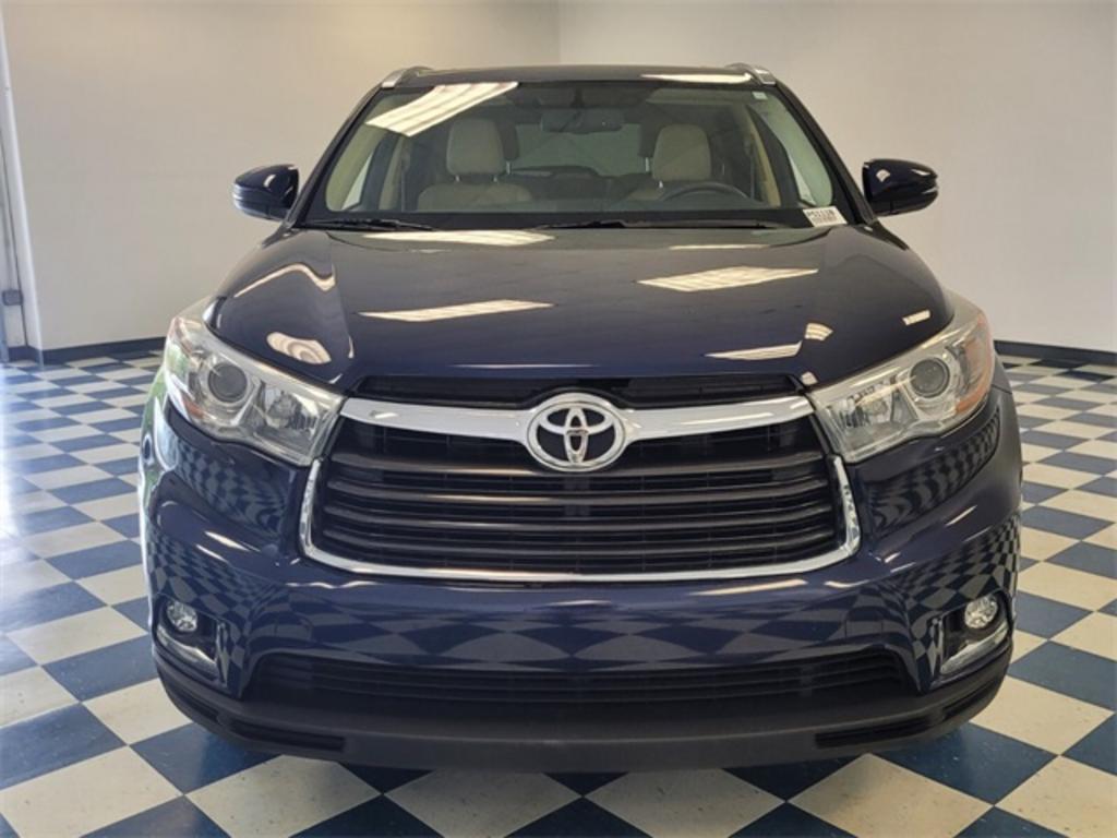 2016 Toyota Highlander - $30,000