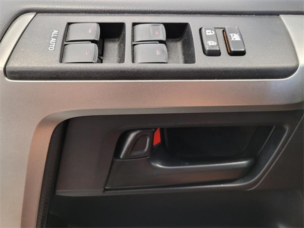 2013 Toyota 4Runner - $20,000