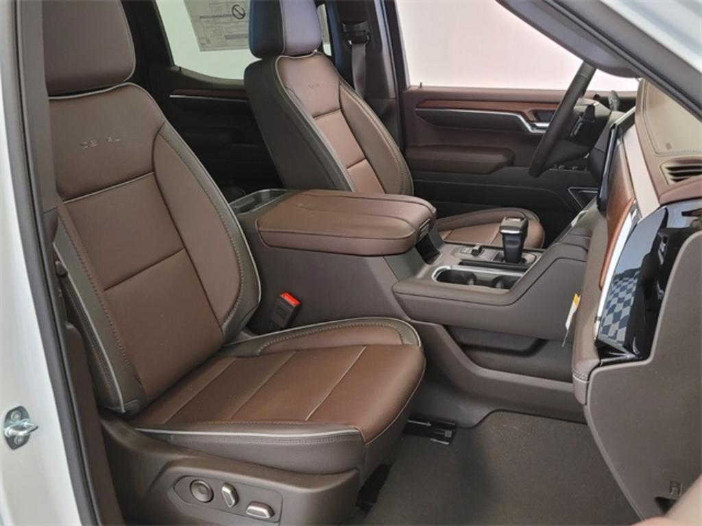2023 GMC Sierra - $75,631