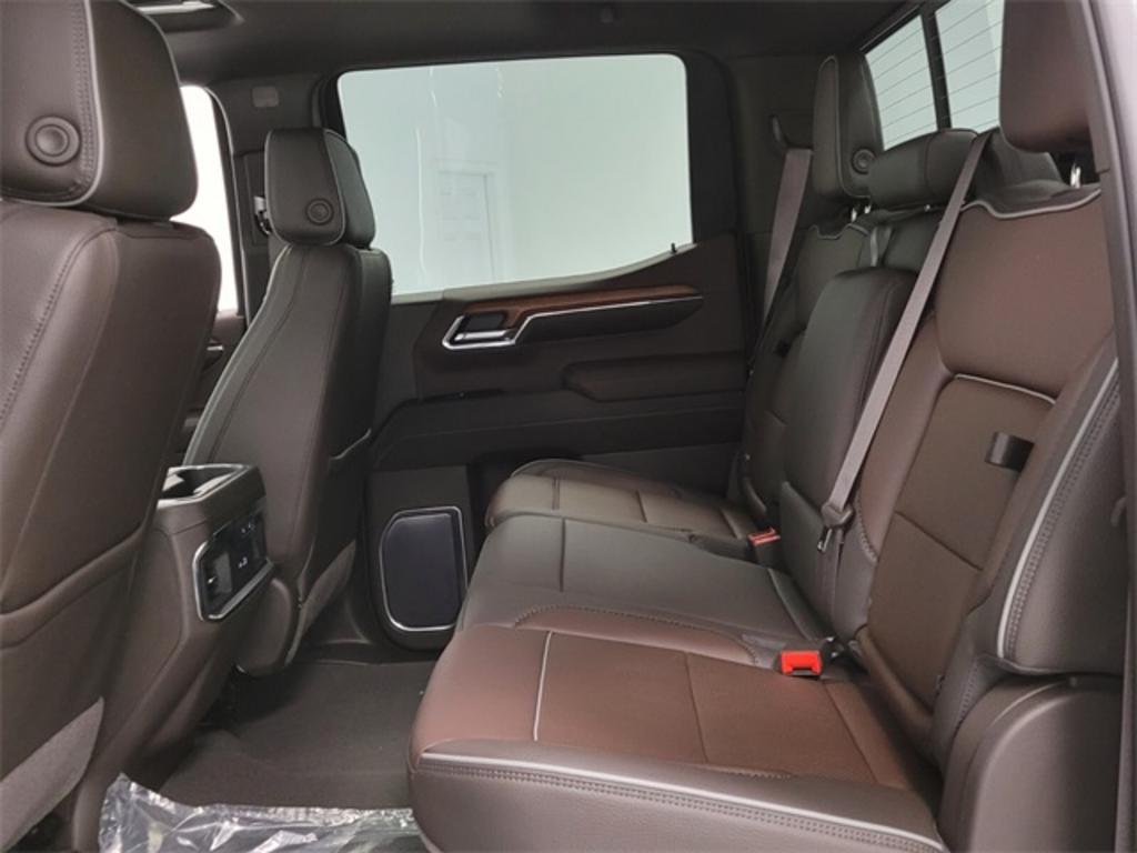 2023 GMC Sierra - $75,631