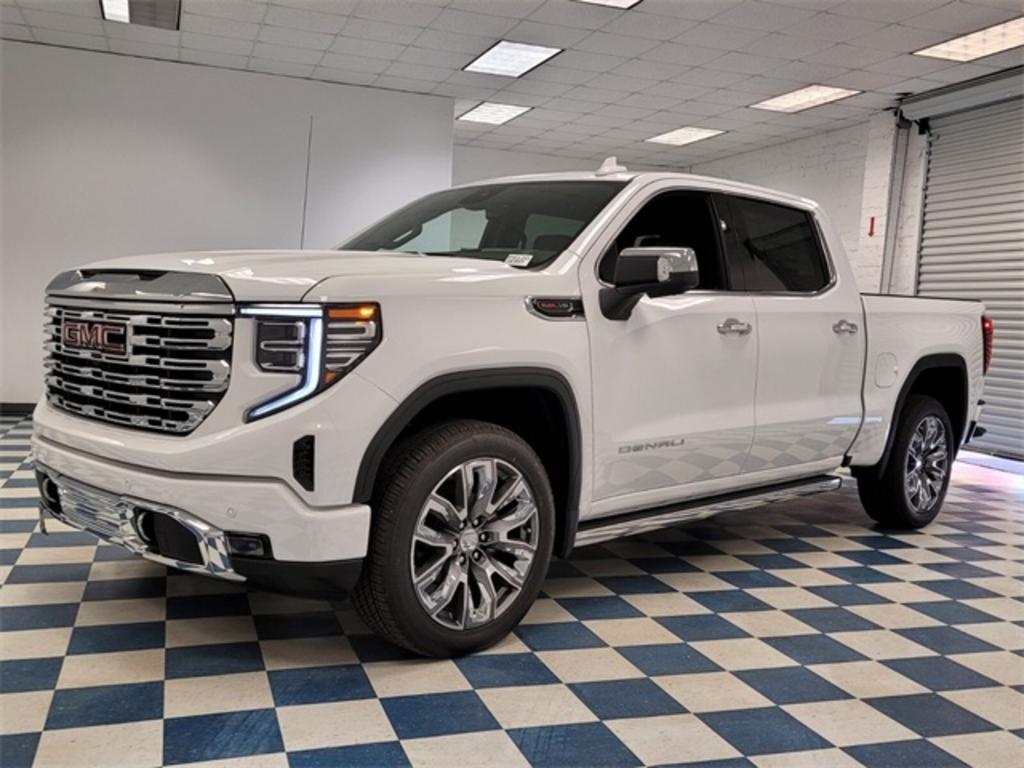 2023 GMC Sierra - $75,631