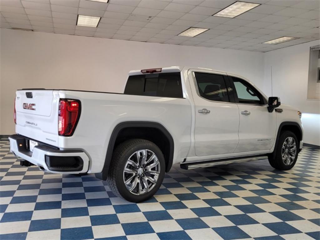 2023 GMC Sierra 1500 - $76,693