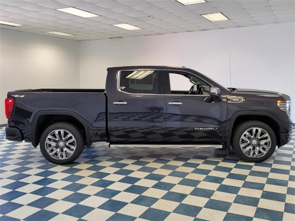 2023 GMC Sierra - $74,656