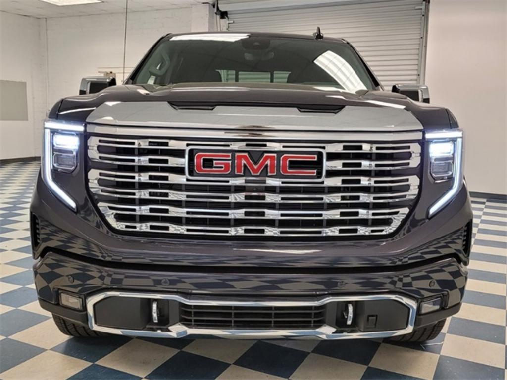2023 GMC Sierra - $74,656