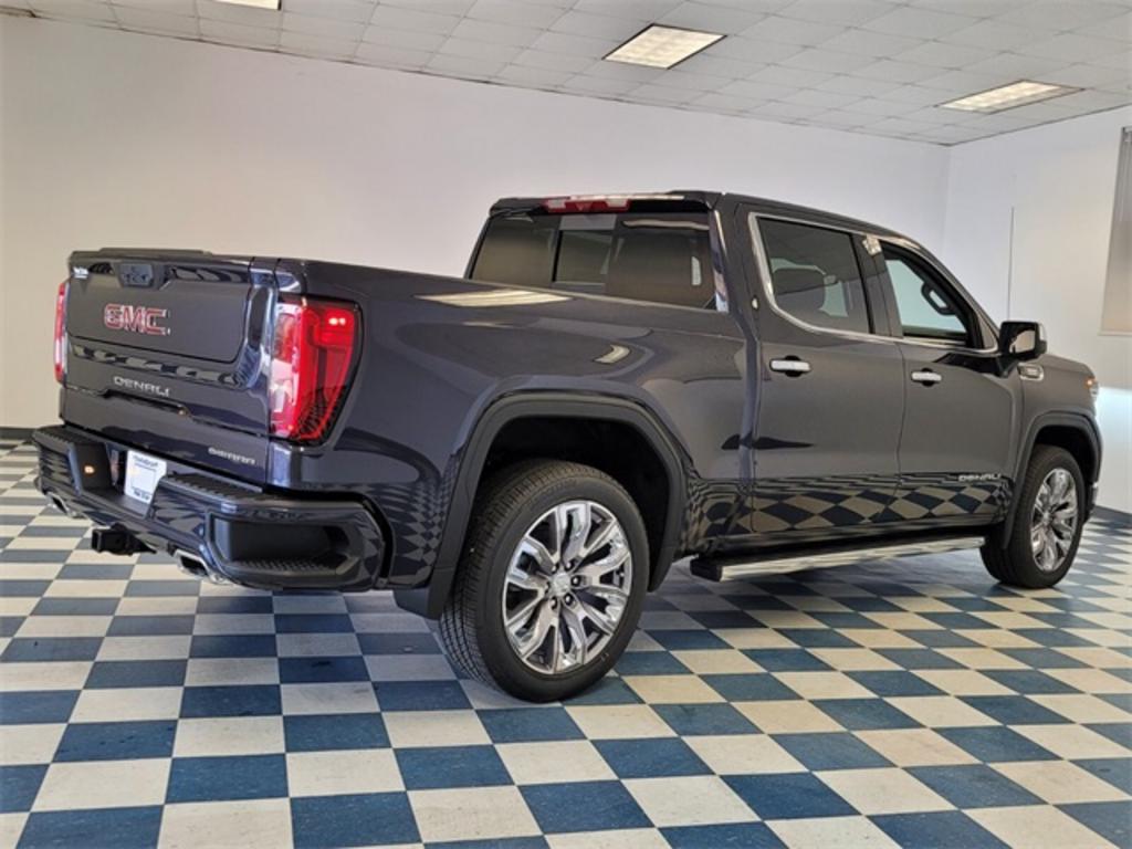 2023 GMC Sierra - $74,656