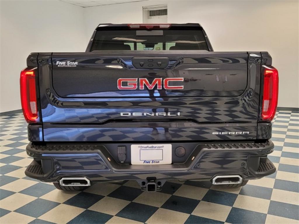 2023 GMC Sierra - $74,656
