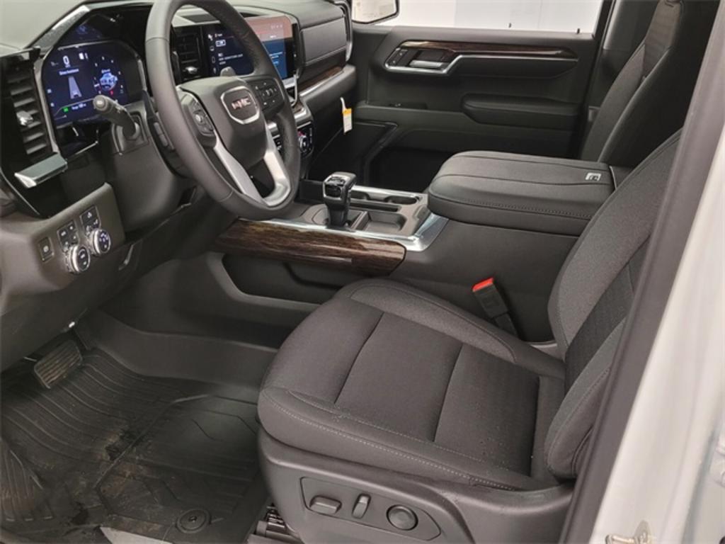 2023 GMC Sierra 1500 - $58,375