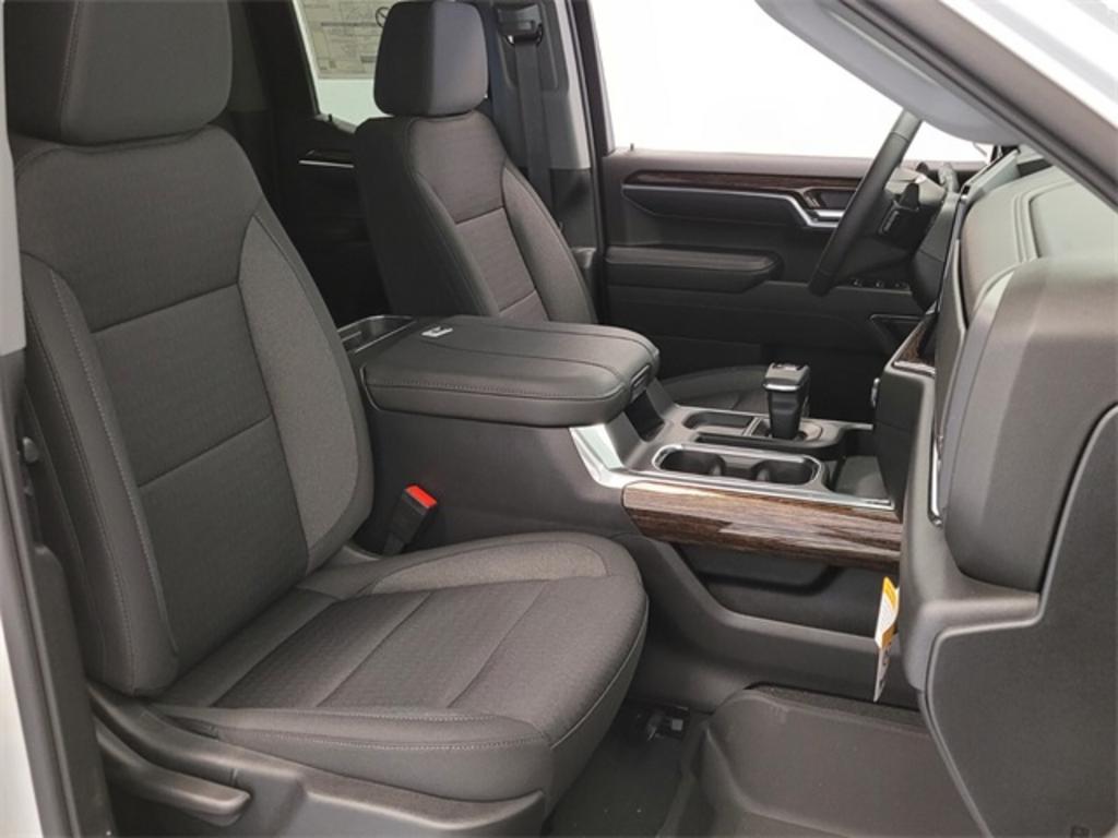 2023 GMC Sierra 1500 - $58,375