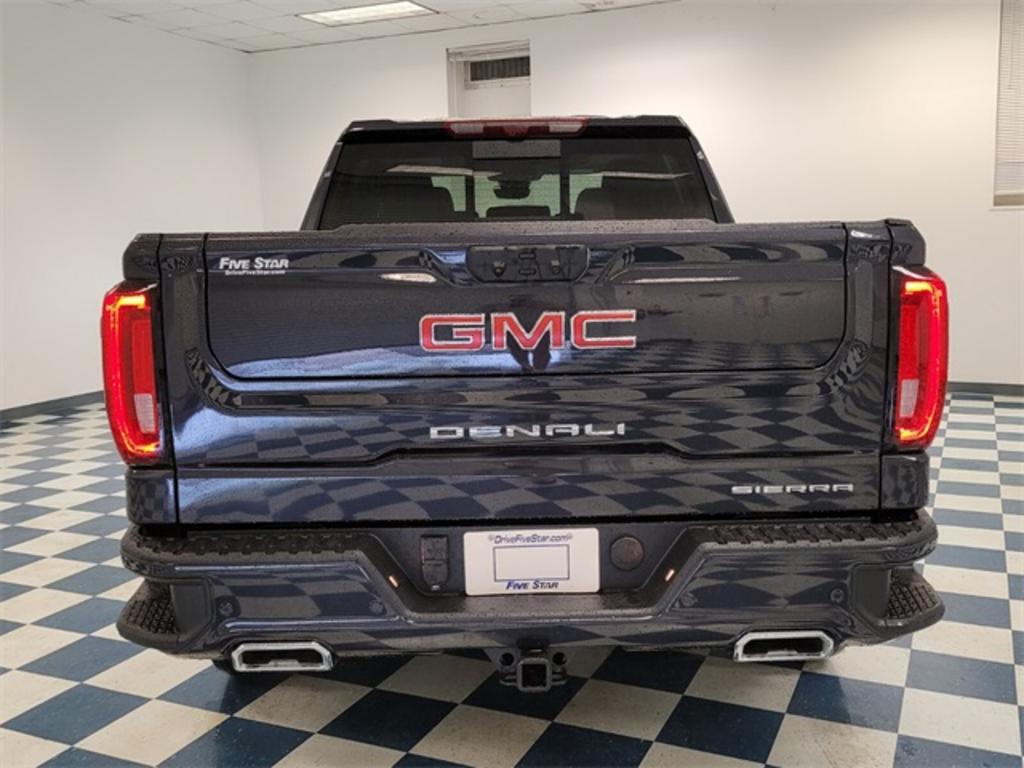 2023 GMC Sierra - $75,426