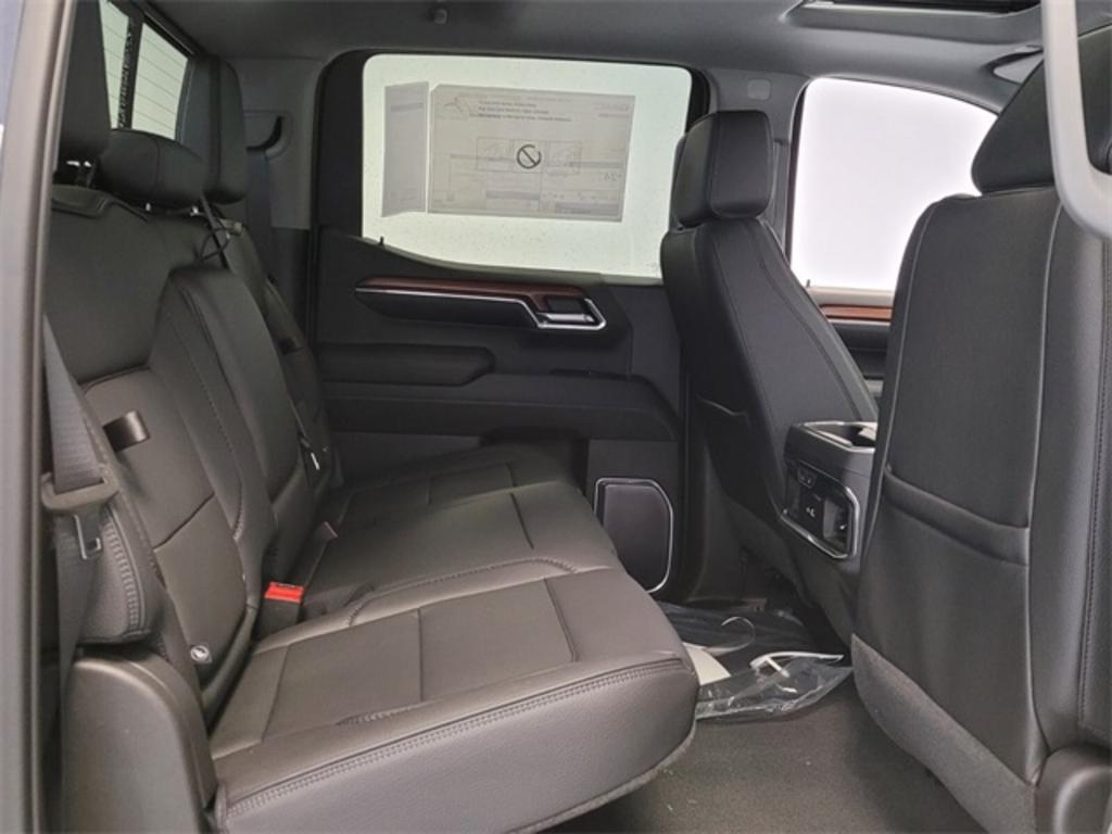 2023 GMC Sierra - $75,426