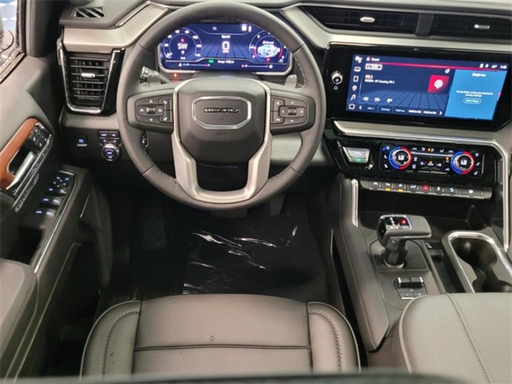 2023 GMC Sierra - $75,426