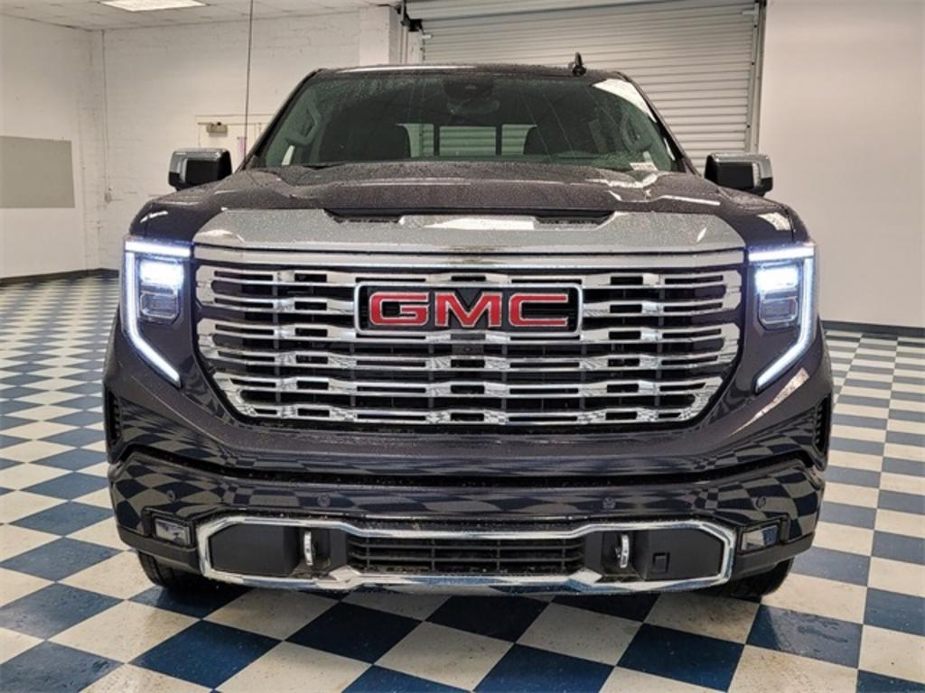 2023 GMC Sierra - $75,426