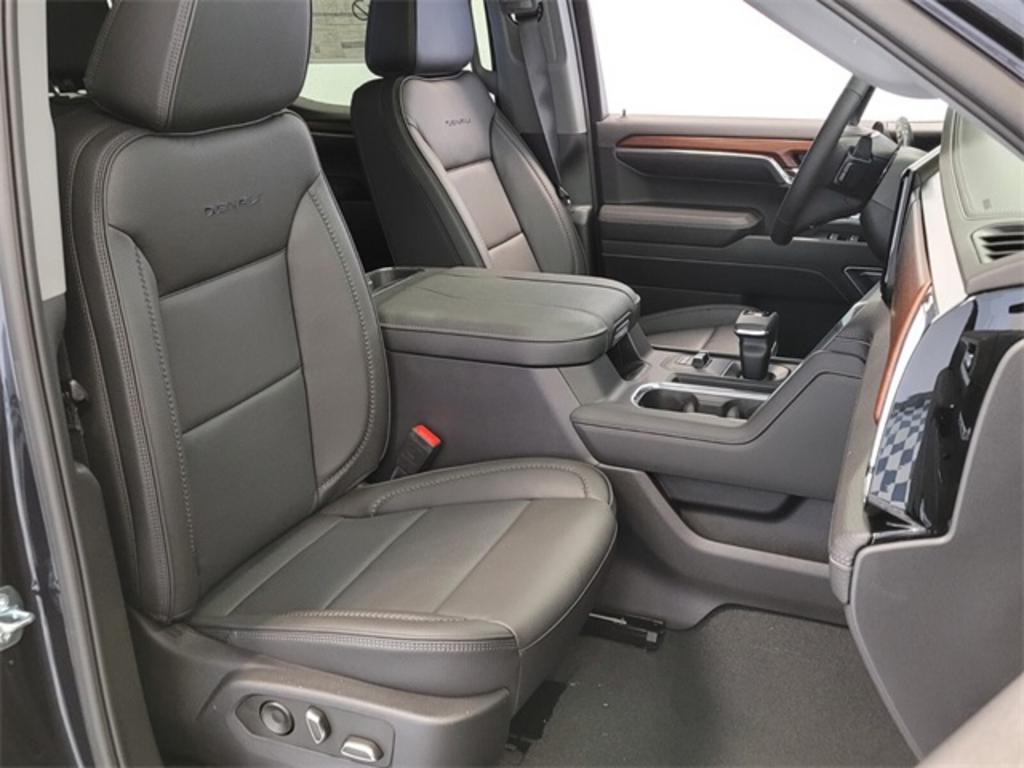 2023 GMC Sierra - $75,426