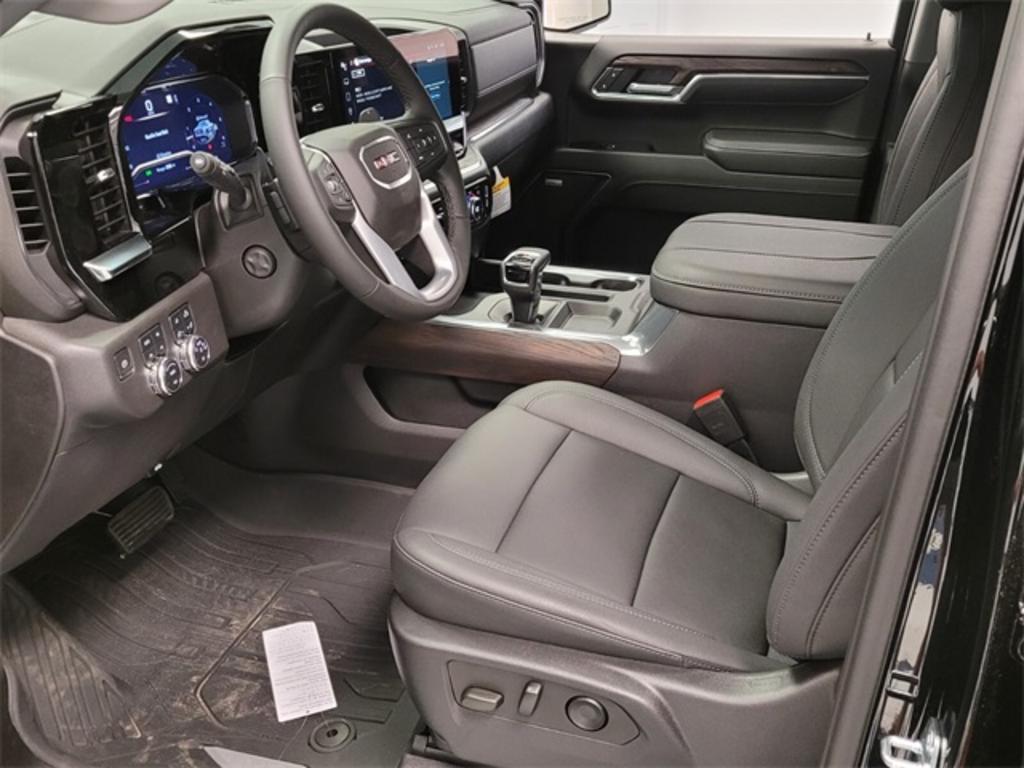 2023 GMC Sierra - $63,569