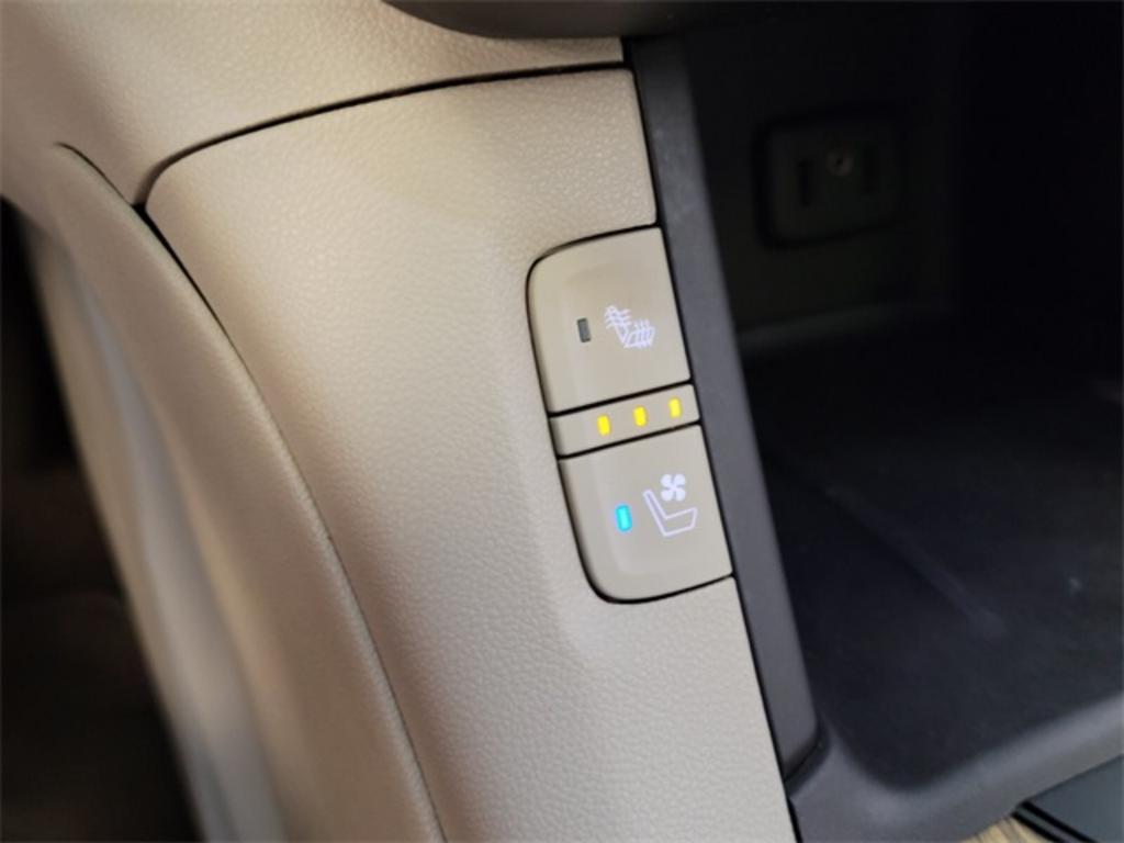 2018 GMC Acadia - $31,500