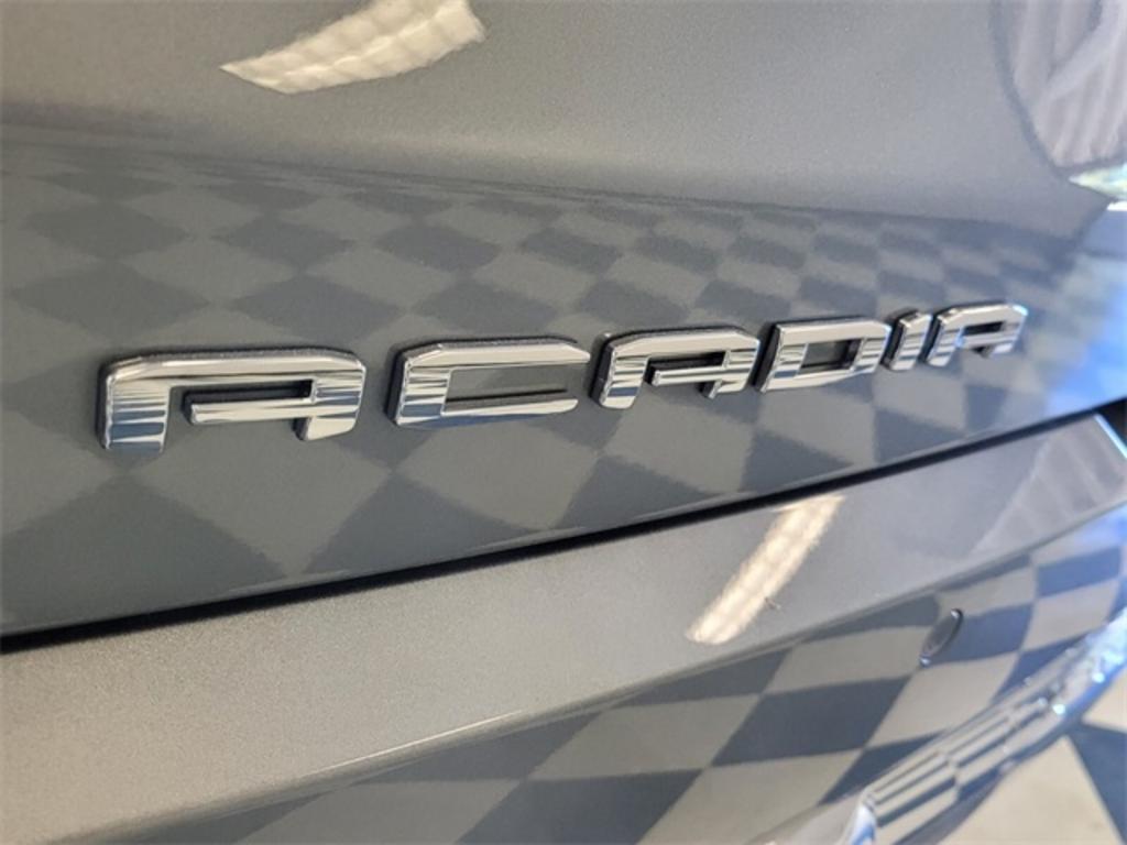 2023 GMC Acadia - $51,955