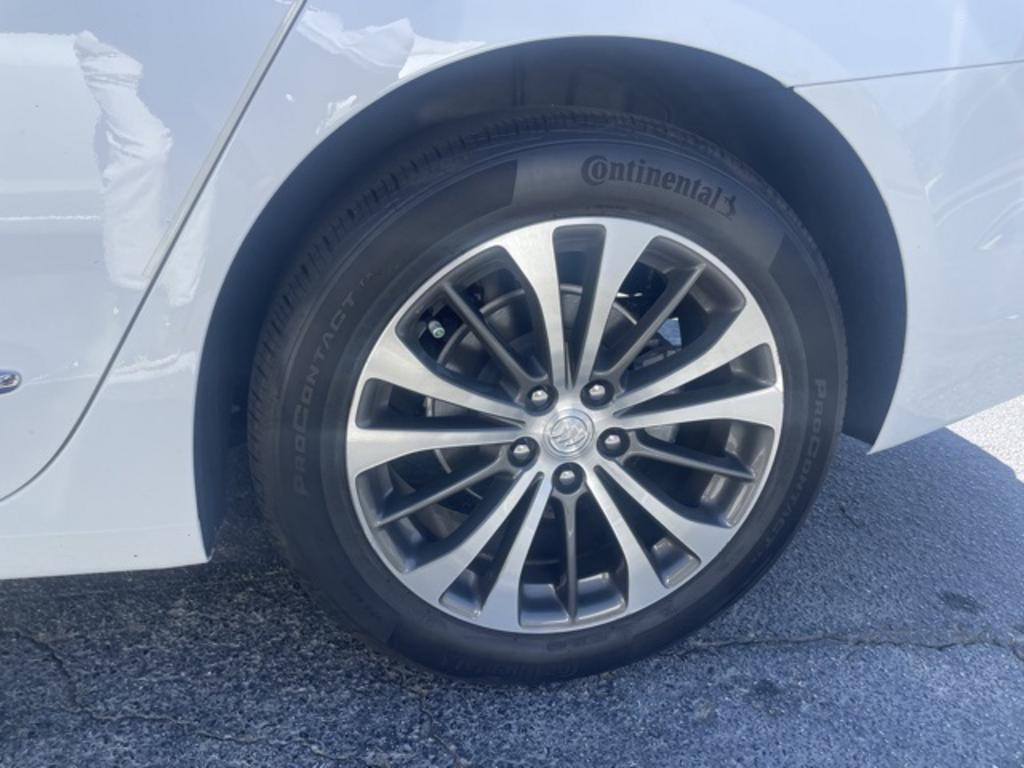 2017 Buick LaCrosse - $27,000