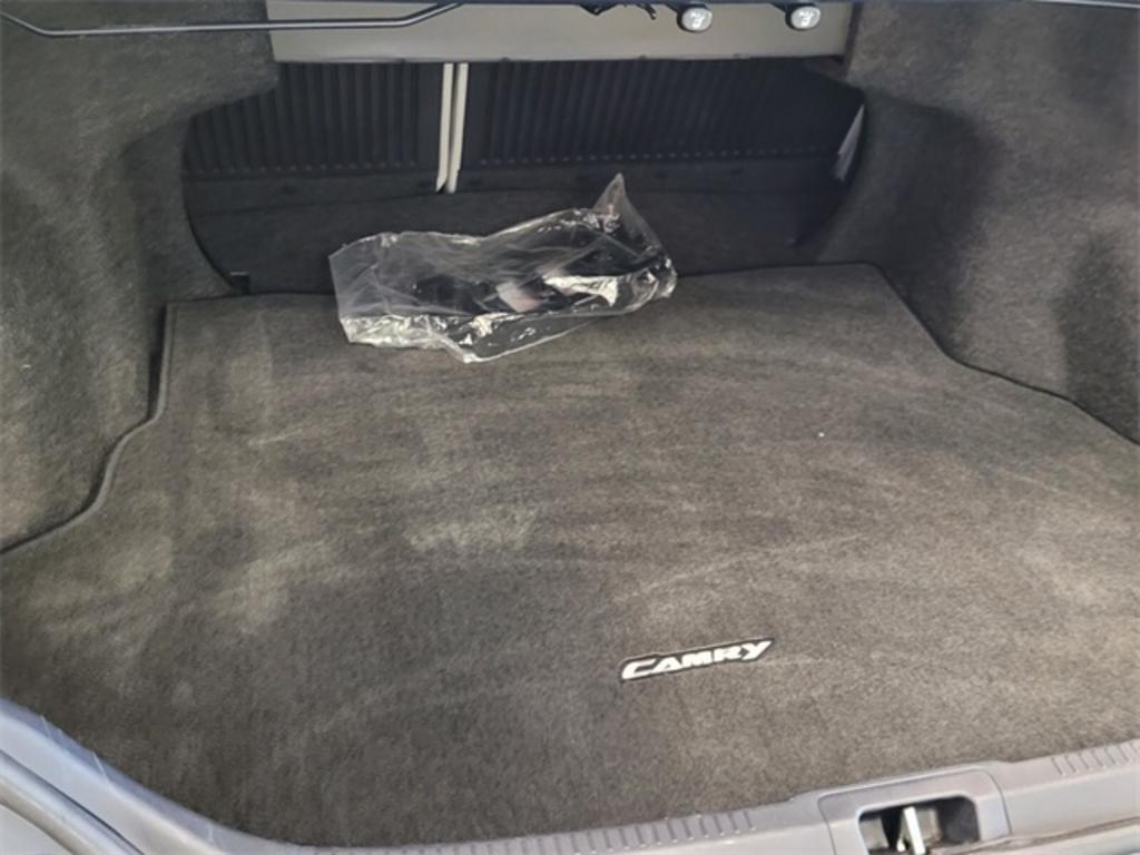 2017 Toyota Camry - $22,500