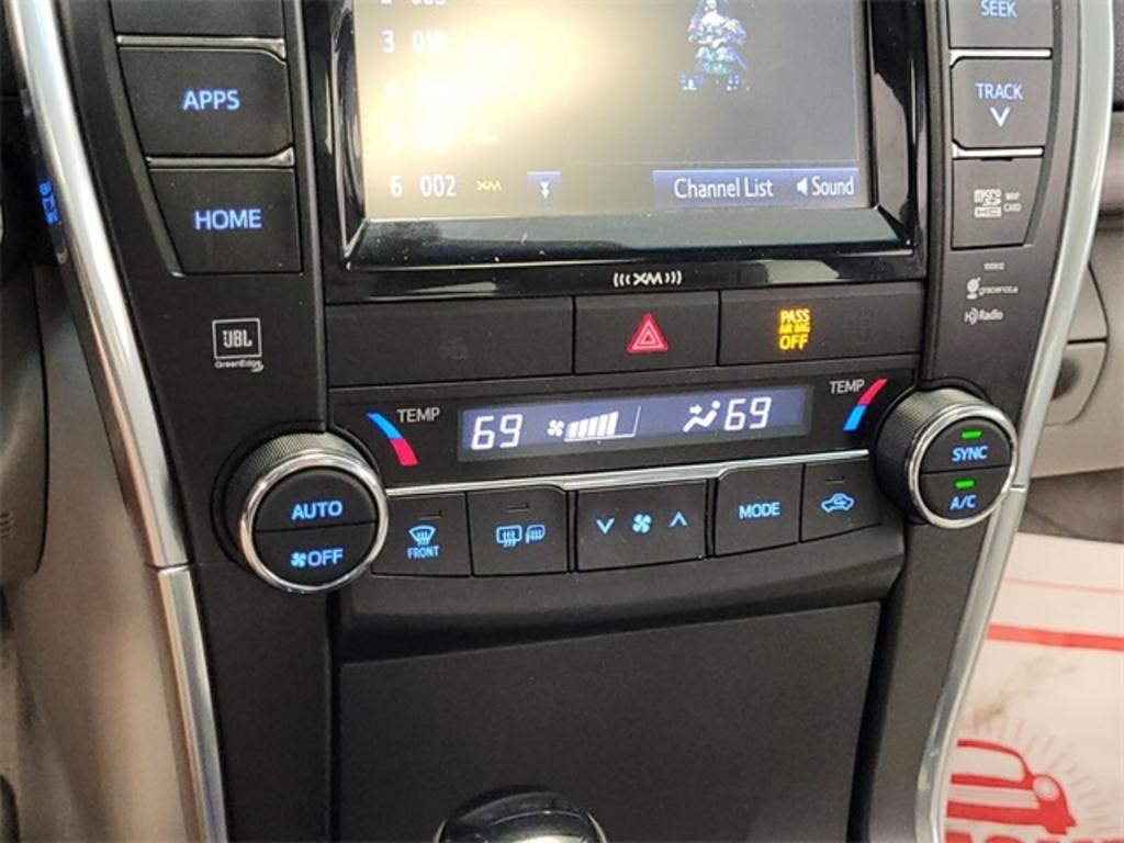 2017 Toyota Camry - $22,500