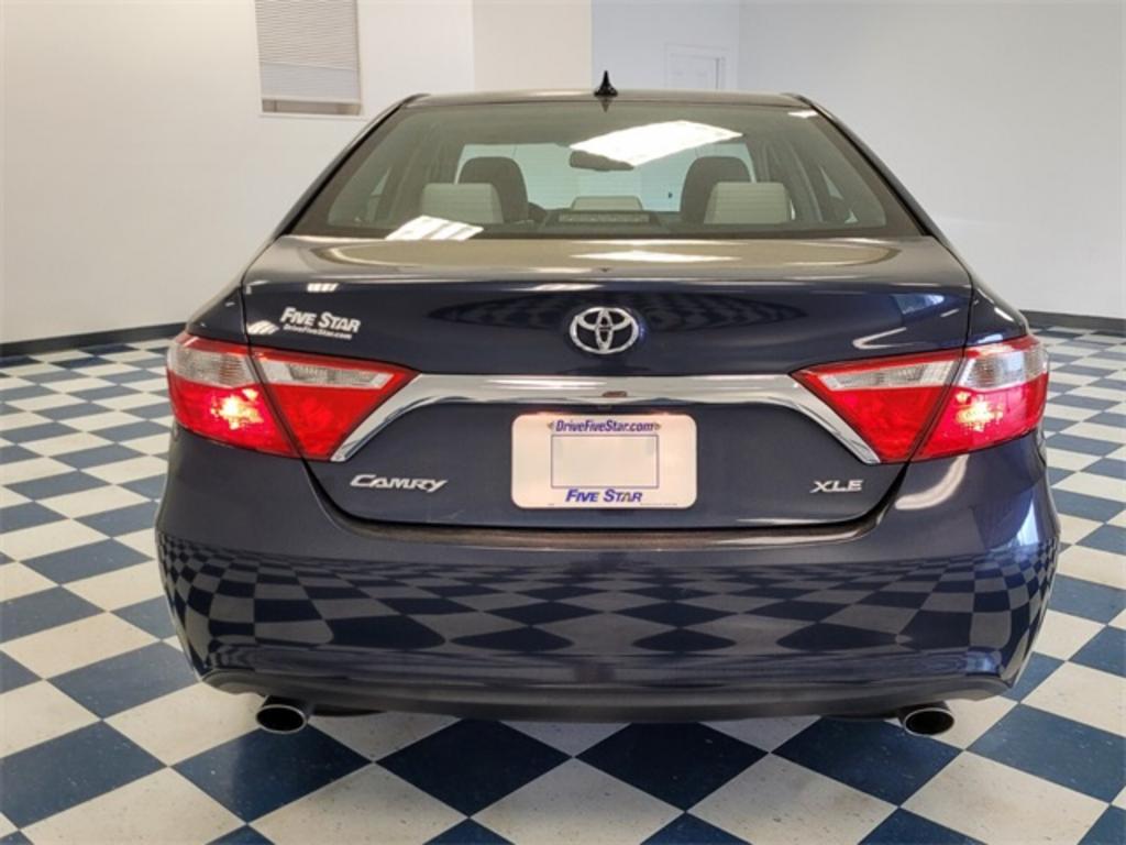 2017 Toyota Camry - $22,500