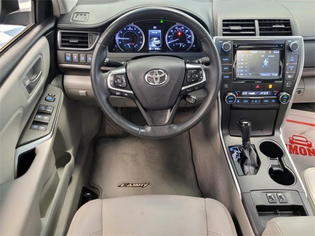 2017 Toyota Camry - $22,500