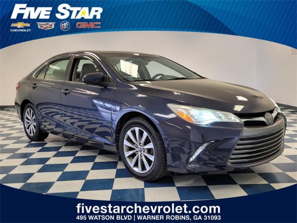 2017 Toyota Camry - $22,500