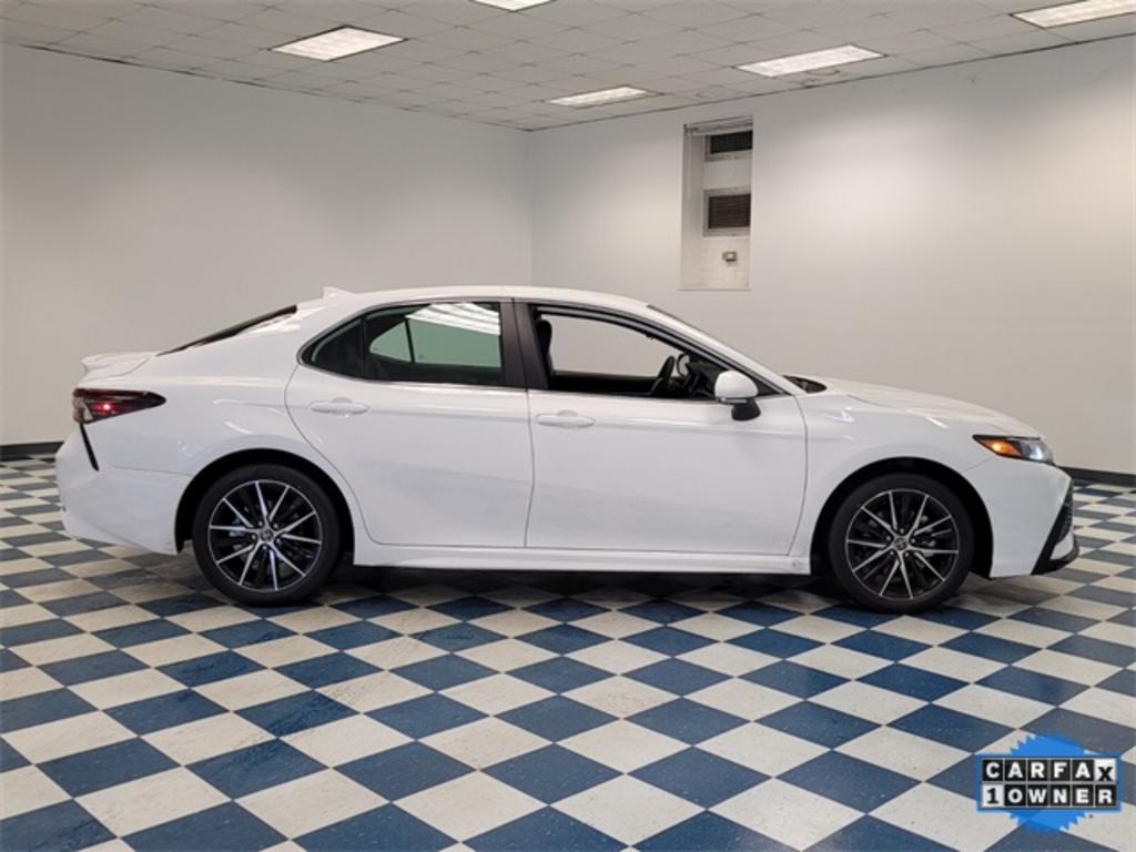 2023 Toyota Camry - $29,000